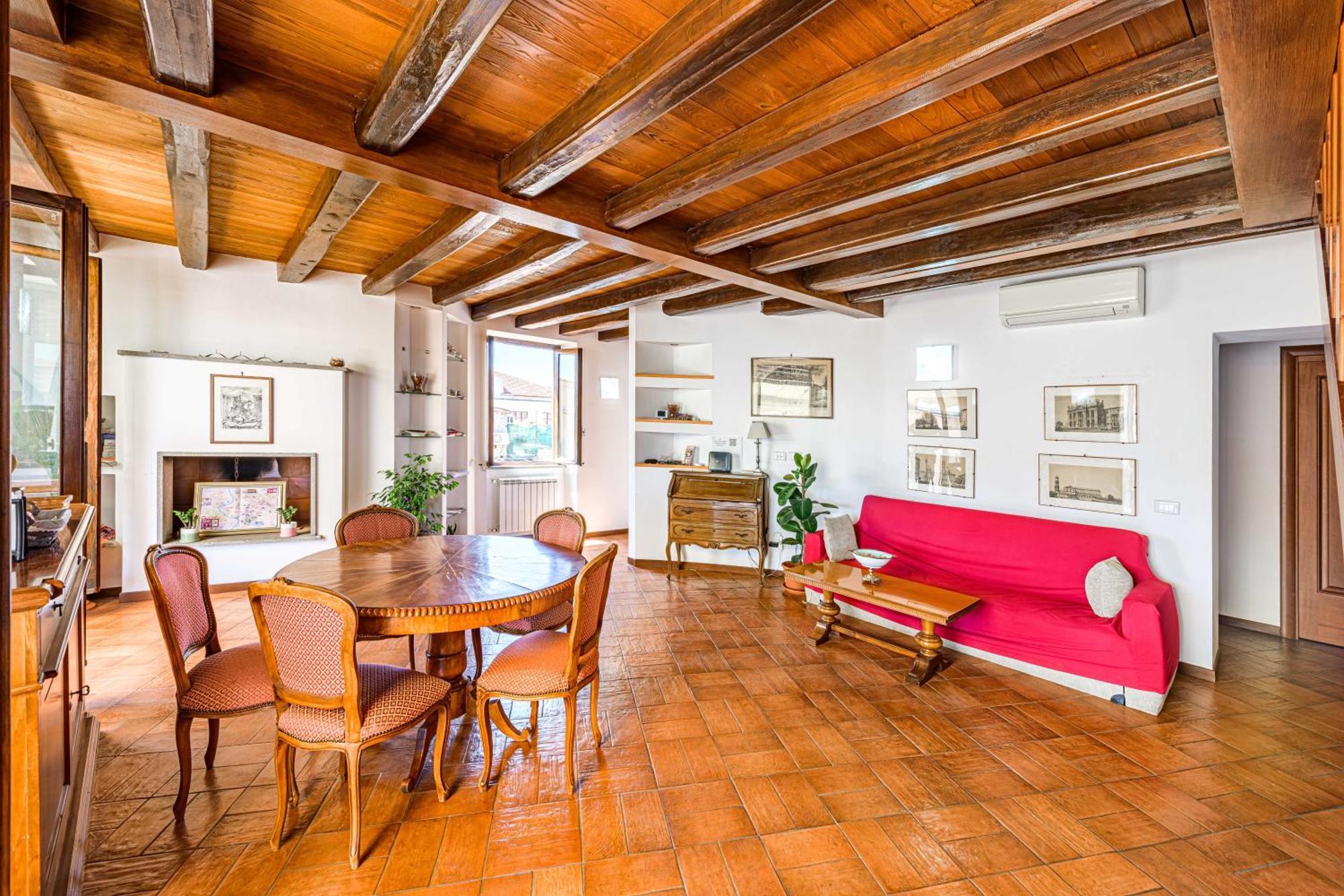 Bb Il Re Alla Reginella Guest House ローマ エクステリア 写真