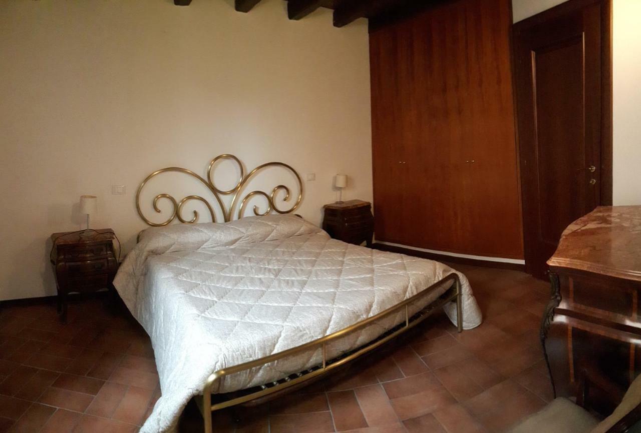 Bb Il Re Alla Reginella Guest House ローマ エクステリア 写真