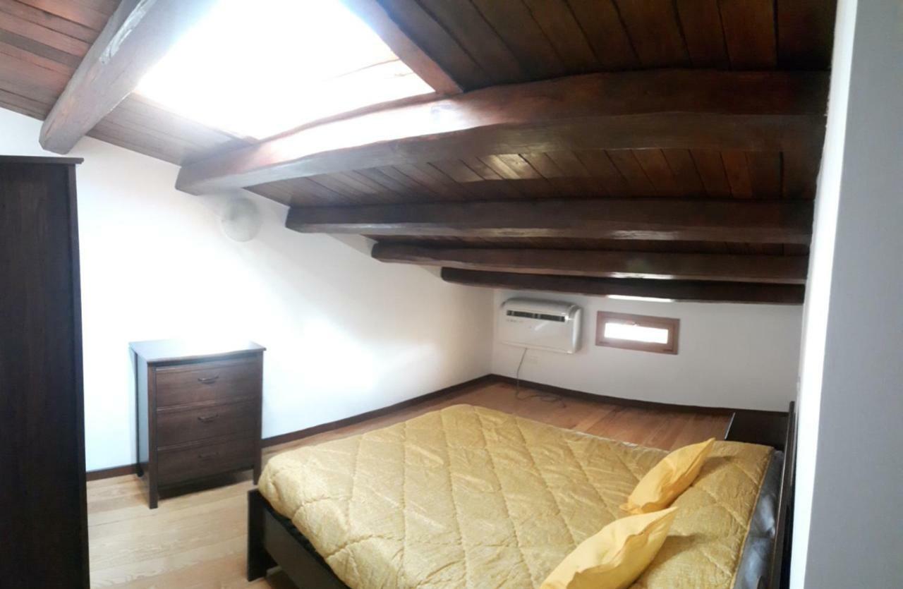 Bb Il Re Alla Reginella Guest House ローマ エクステリア 写真