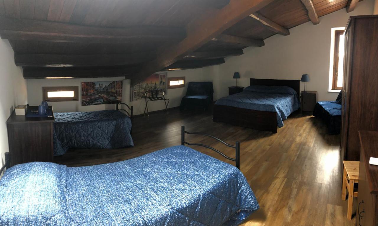 Bb Il Re Alla Reginella Guest House ローマ エクステリア 写真